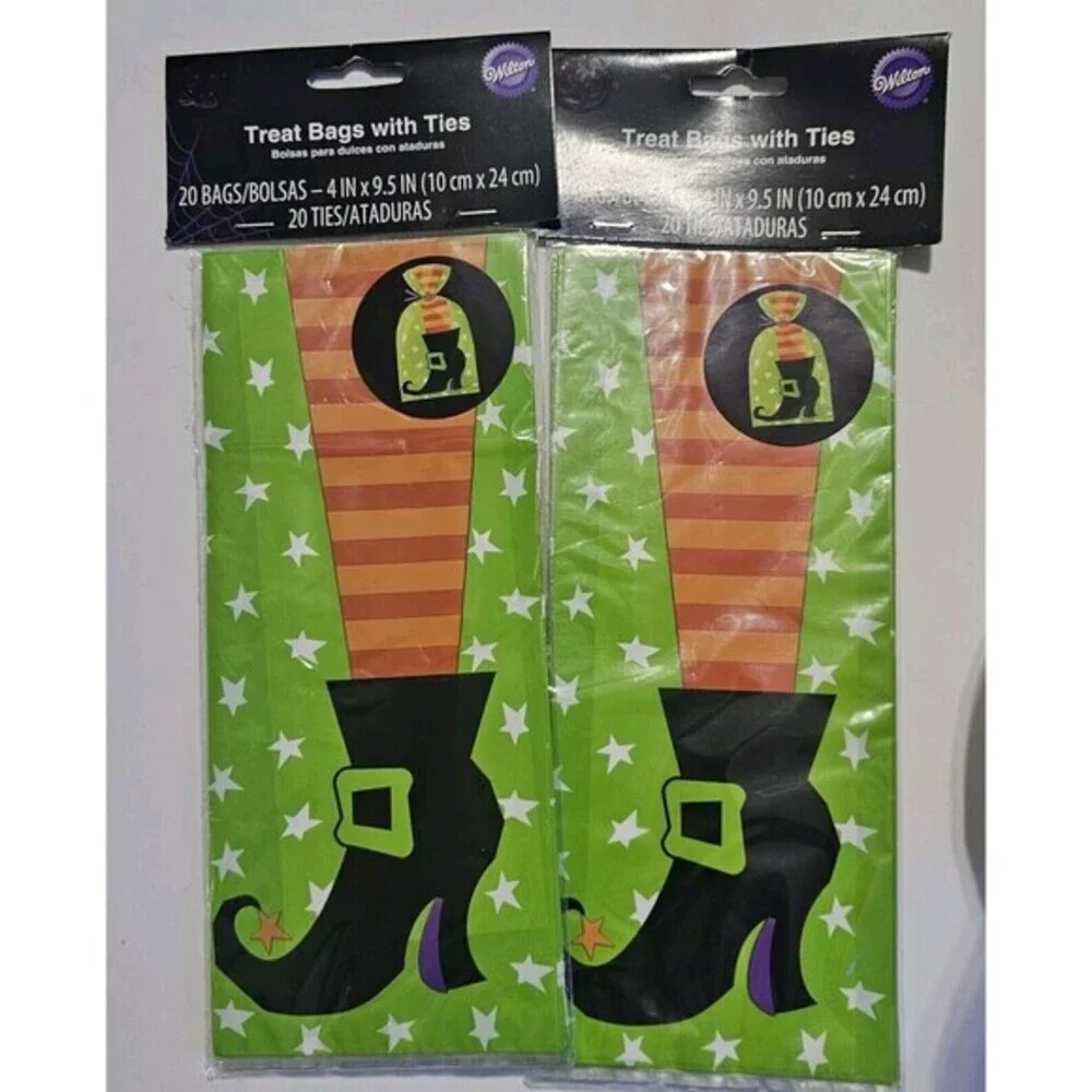 Lot of Halloween Party Supplies ‎ Napkins Plates Cups Treat Bags Garlands